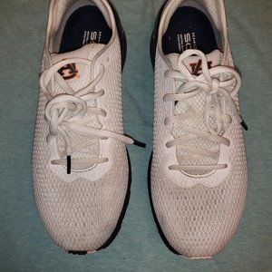 Under Armour mens sonic 4 auburn tigers running shoes